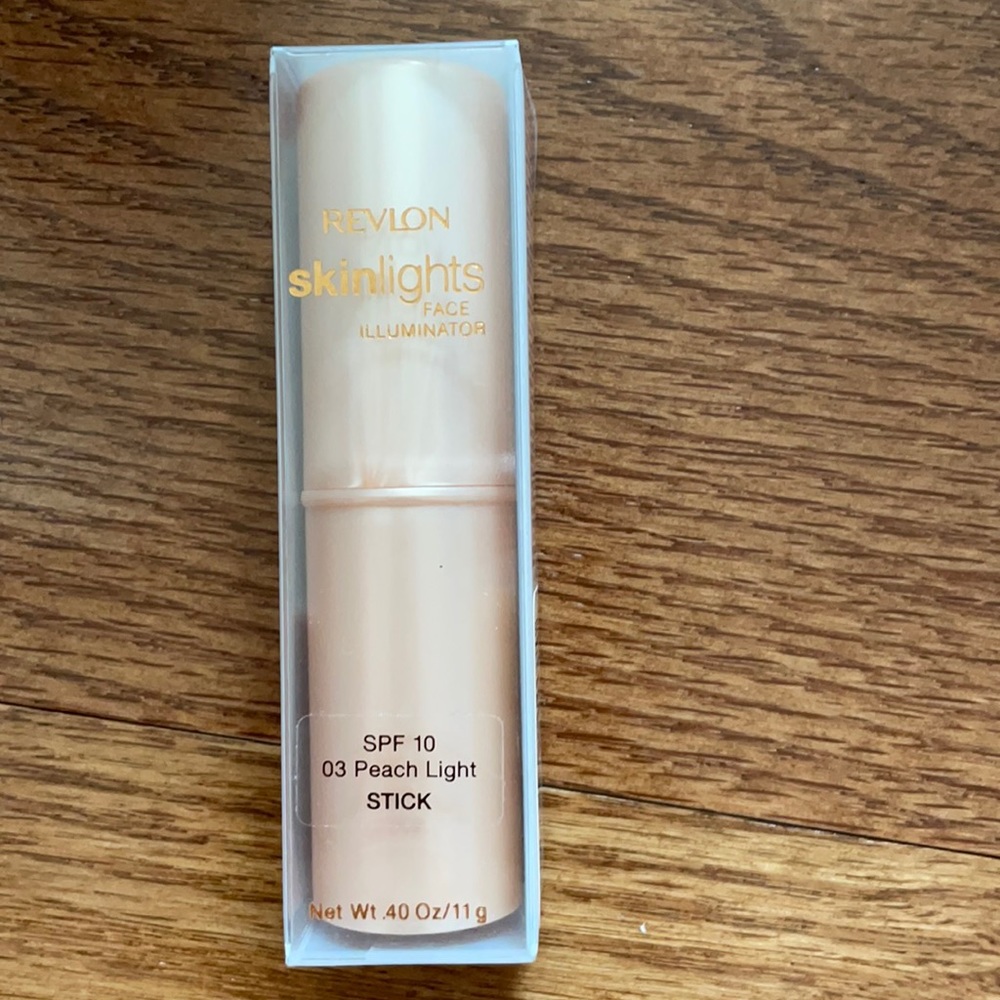 Revlon Skinlights Peach Face Illuminator …